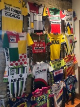 How many jerseys can you identify? How many can you name the marquee riders from the teams of that era?